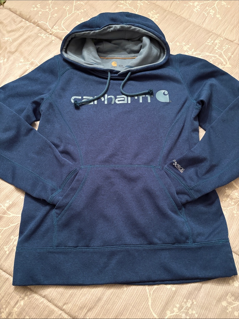 Carhartt hoodie S 4-6